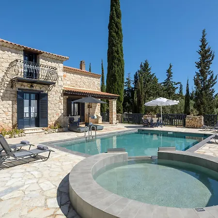 Nephos 圣尼古拉奥斯